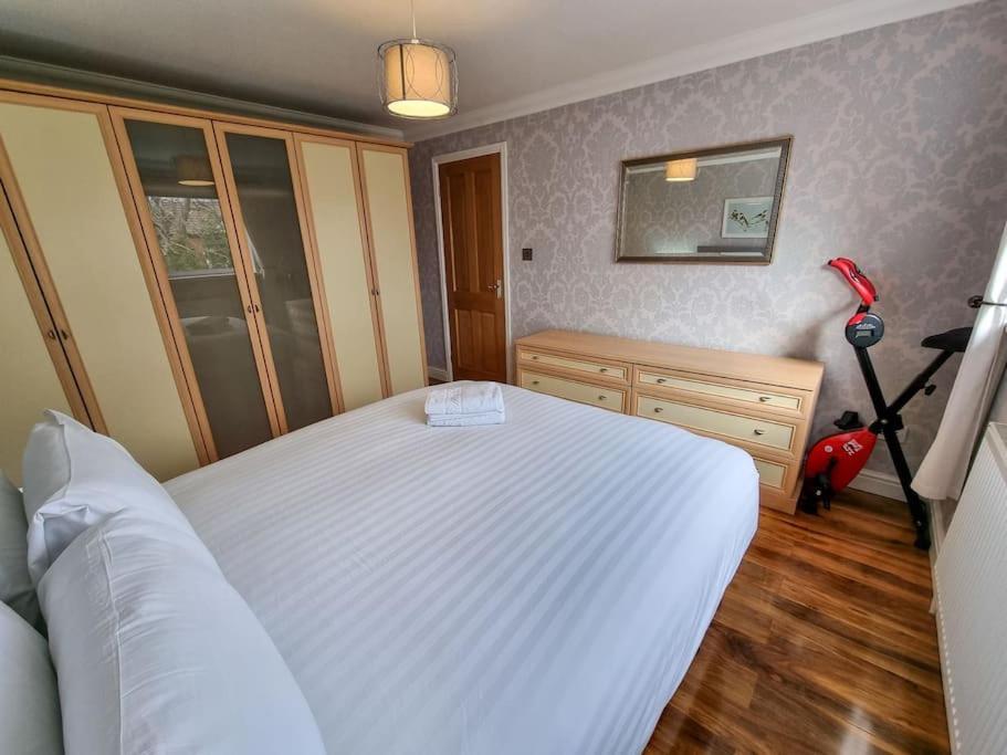 Stunning Family Home Close To The City Centre Manchester Exteriör bild