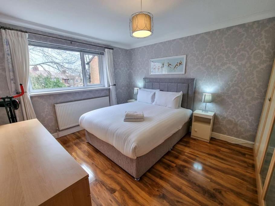Stunning Family Home Close To The City Centre Manchester Exteriör bild